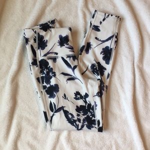 Never worn athleta leggings